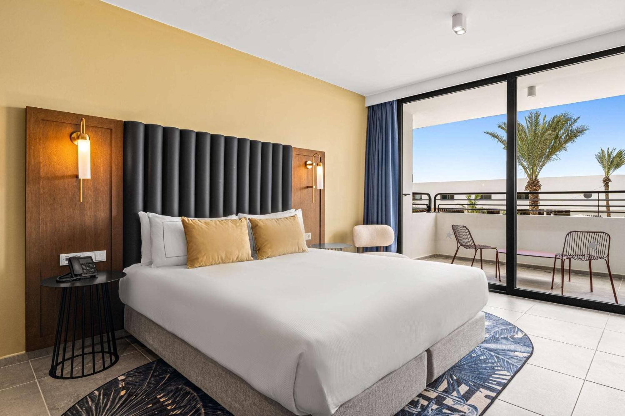 The Rif At Mangrove Beach Corendon All-Inclusive, Curio By Hilton Willemstad Exterior foto