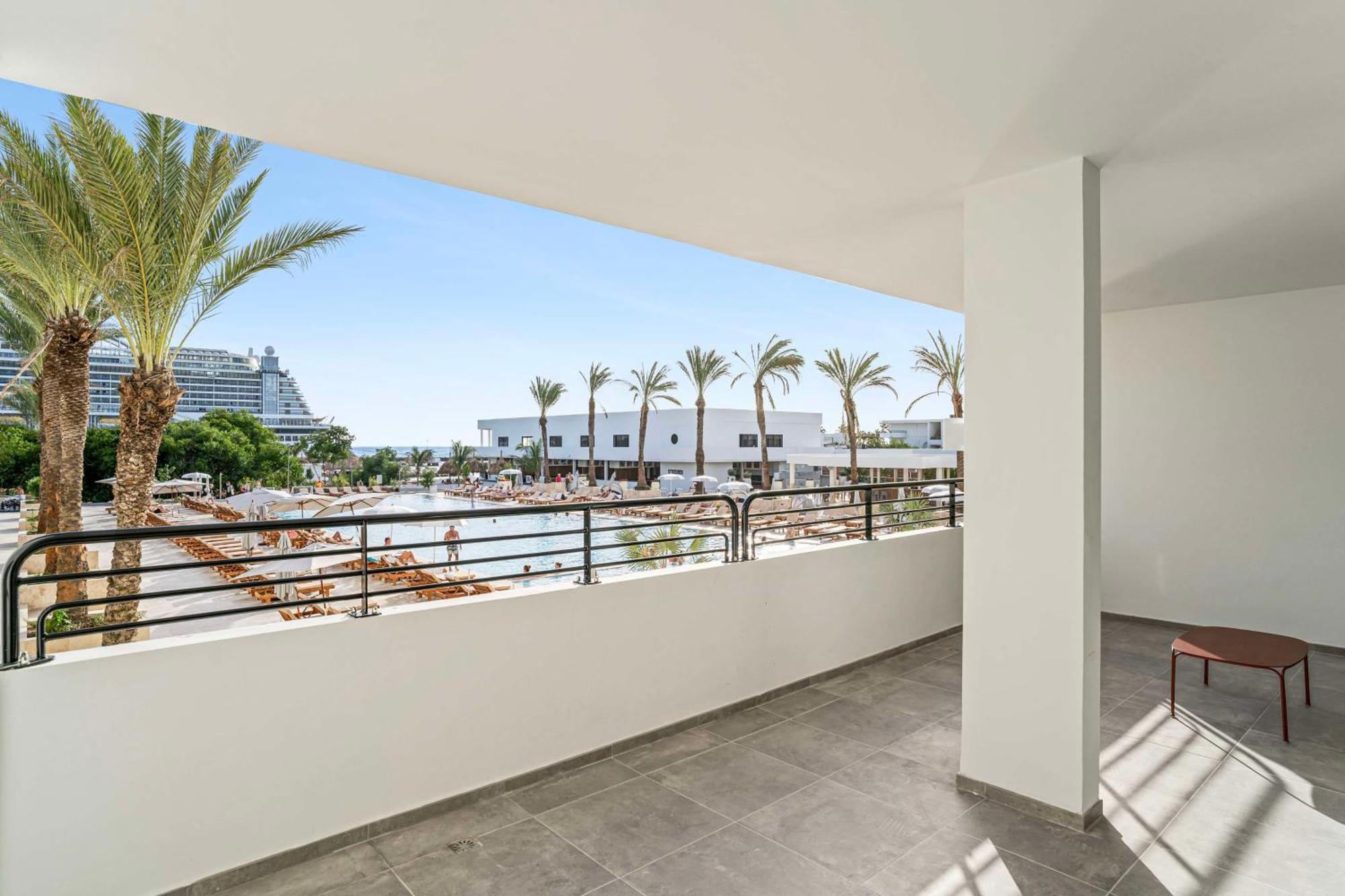The Rif At Mangrove Beach Corendon All-Inclusive, Curio By Hilton Willemstad Exterior foto